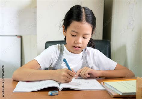 Class Cartoon 的图像结果