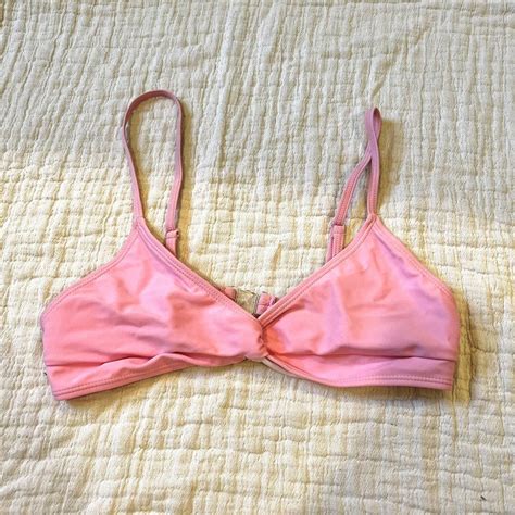 Boohoo Women's Pink Bikini-and-tankini-tops | Depop