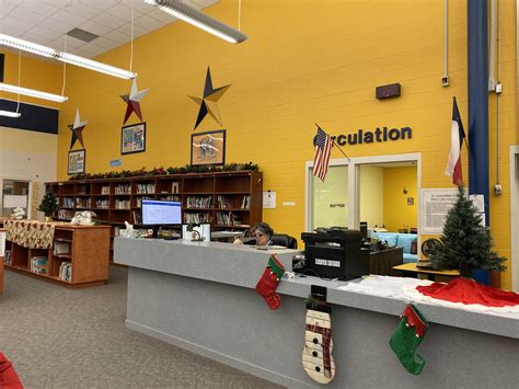 Welcome to BL Garza Library – BL Garza Library – Garza Middle School