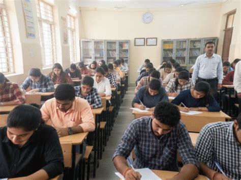 14,000 govt jobs up for grabs in MP this year: 22 major recruitment ...