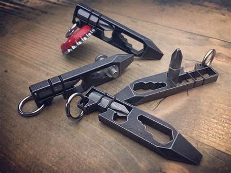 Titanium EDC Multi-tool Pry-Bar