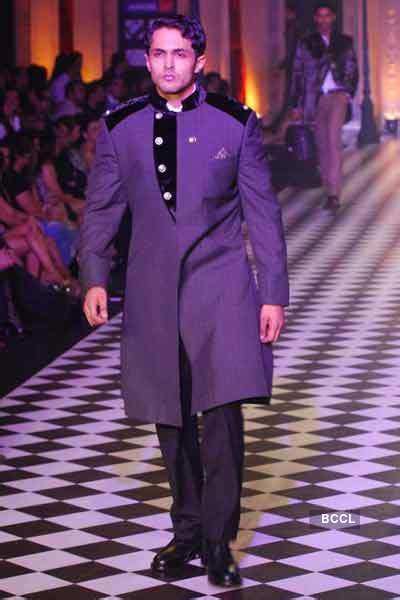 Amitabh Bachchan, Shah Rukh Khan and Hrithik Roshan together look ...