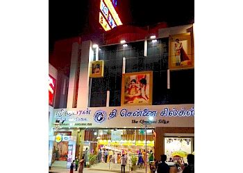 3 Best Clothing Stores in Salem - Expert Recommendations