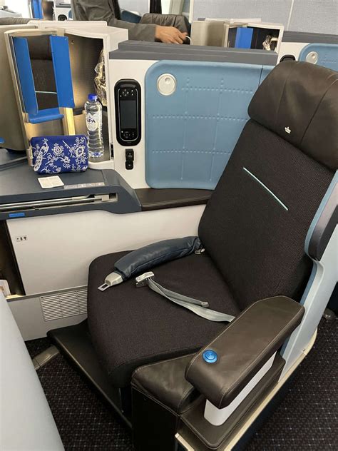 KLM Business Class Upgrade: Dé Gids voor Miles & Cash [2026 ...
