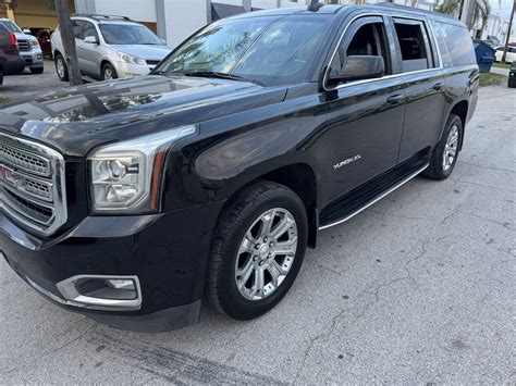 2017 GMC Yukon XL for Sale in Miami, FL - OfferUp