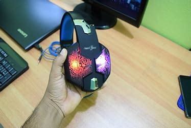 Redgear Hell Scream Professional Gaming Headphones with 7 RGB LED ...