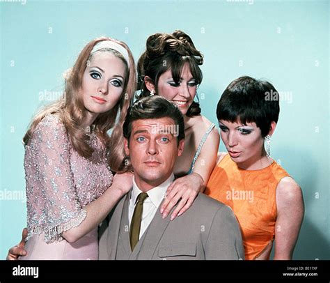 Saint uk tv series 1960 69 hi-res stock photography and images - Alamy