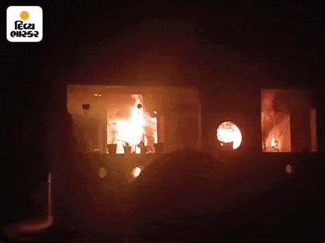 Two killed in midnight fire in Siddpur | સિદ્ધપુરમાં મધરાતે લાગેલી ...