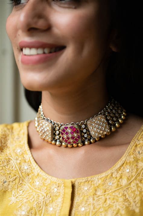 Shop Latest Chains & Necklaces - R Narayan Jewellers | R Narayan Jewellers