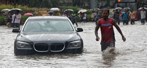 Mumbai Shows Its True Spirit Again, As Citizens Come Forward To Help ...
