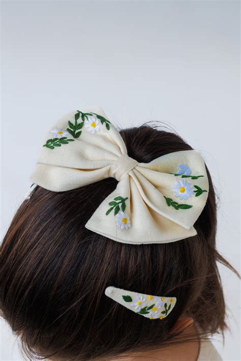 Soft Garden Tie Bow and Tic Tac Set – ARSYA
