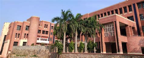 Jesus & Mary College New Delhi