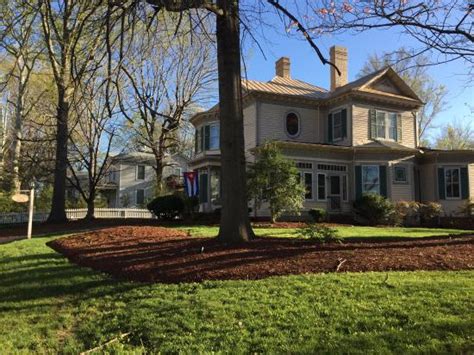 CHARLES BASS HOUSE (South Boston) - B&B Reviews, Photos, Rate ...