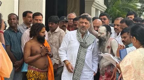 Karnataka Congress: CM Post Tussle, D.K. Shivakumar Blessed by Sadhus