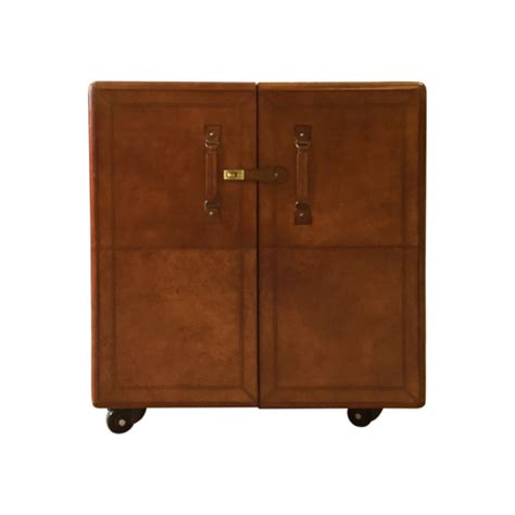 Leather Bar Cabinet – Goldleaf