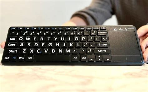 Large Keys Bluetooth Keyboard with integrated mouse - TrySight
