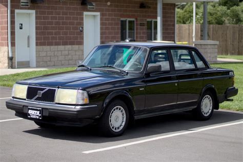 1993 Volvo 240 DL Sedan for sale on BaT Auctions - closed on September ...