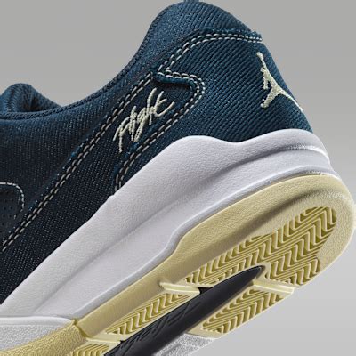 Jordan Flight Court Women's Shoes. Nike IN