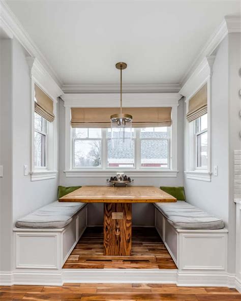 https://trendey.com/wp-content/uploads/2022/08/Booth-Bench-Seating-Kitchen-Nook-Ideas-1.jpg