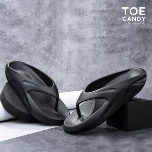 TOE CANDY Men Black Men Slip-on Slipper Flip Flops - Buy TOE CANDY Men ...