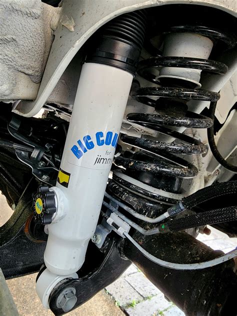 Compensating for hard shock absorbers : r/Jimny