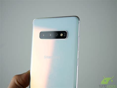 I drop test sui Samsung Galaxy S10 non sono migliori di quelli sui ...