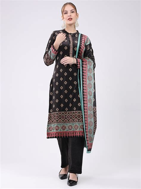 Buy Women Black Printed Round Neck Full Sleeve Kurti Set for Winter ...
