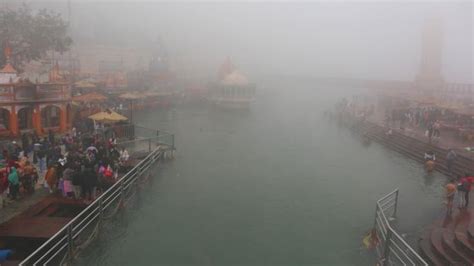 Haridwar Wrapped In Fog - Rediff.com India News
