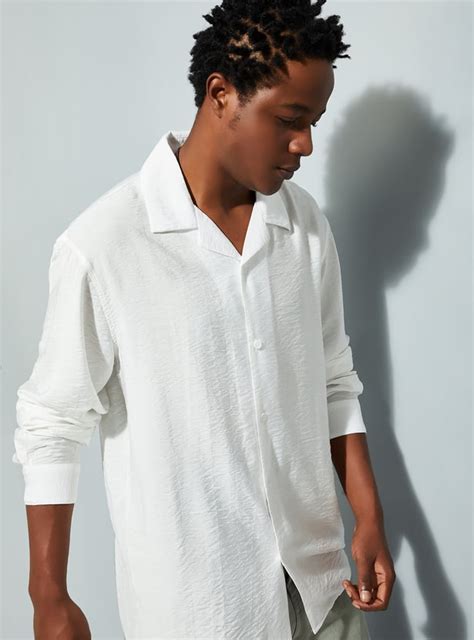 Buy URB_N Men Regular Fit Solid Resort Shirt Online at just Rs. 899.0 ...