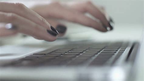 Computer Tipping 的图像结果