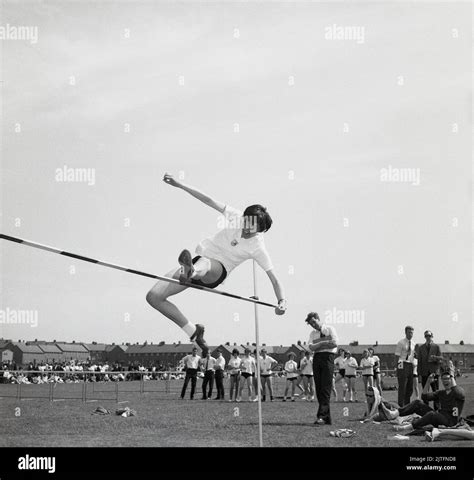 High Jump 的图像结果