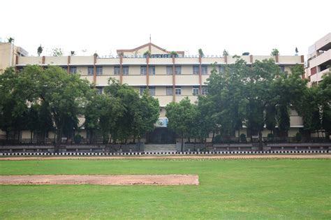 Little Flower Junior College