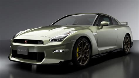 2024 Nissan GT-R: Godzilla brings back Millennium Jade (again ...