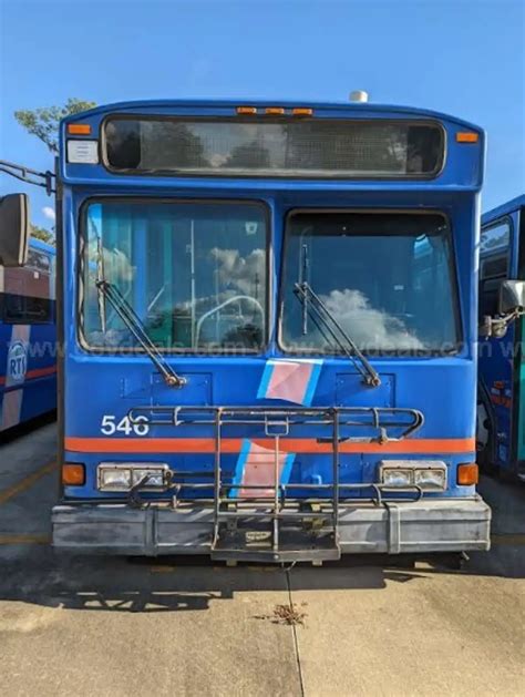 (1) USED 2001 GILLIG 40' BUS, BLUE | GovDeals