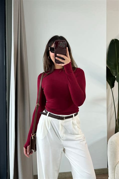 Burgundy Finger Pass-Through Bodysuit - Güneş | ElbiseBul