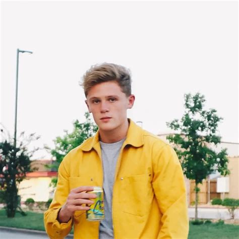 Ryan Trahan - Net Worth, Merch, Abs, House, College Bio