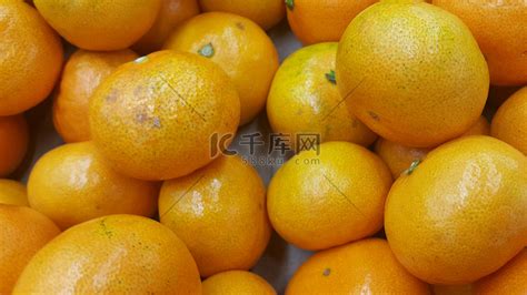 1个橙子128元，1个菠萝980元，超市回应了_凤凰网