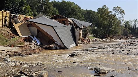 Simon acquires Phillips Place shopping center in SouthPark | wcnc.com