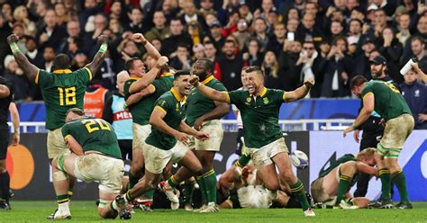 Rugby World Cup 2023 final: South Africa hold off 14-man New Zealand to ...