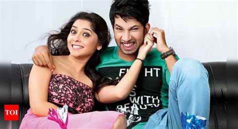 Sisters in shining armour! | Marathi Movie News - Times of India