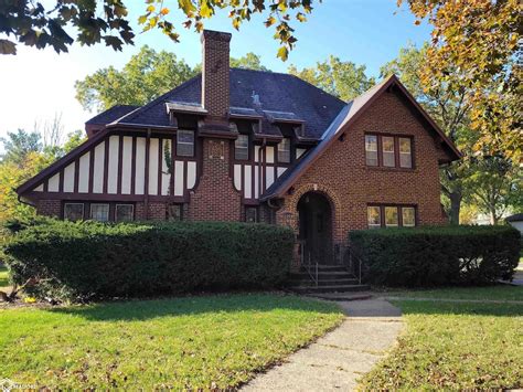 1104 W Adams St, Creston, IA 50801 | Homes.com