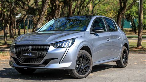 Teste Peugeot 208 Style 2023: o 1.0 para quem quer fugir do básico