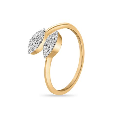 18KT Yellow Gold Marquise Twist Diamond Ring