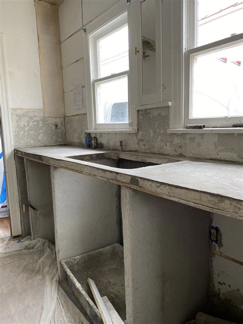 Our Spanish Bungalow Kitchen Reno: Week 4 (Concrete Countertops, Micro ...