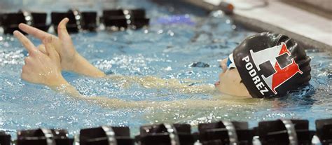 Hail to Hawken! Depth carries Hawks to Div. II boys state swimming ...