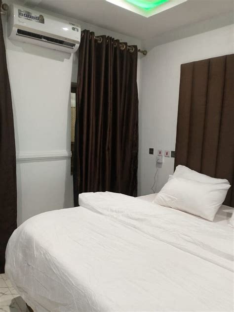 OAKLANDS HOTEL & AMUSEMENT PARK (Enugu) - Hotel Reviews & Photos ...