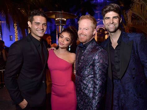 Sarah Hyland has mini 'Modern Family' reunion with Jesse Tyler Ferguson ...
