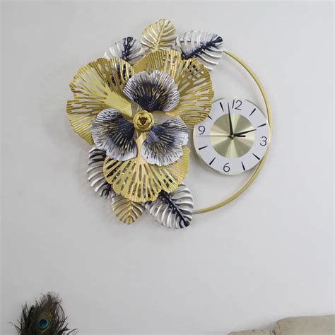 Luxury Floral Wall Clock — All India Decor