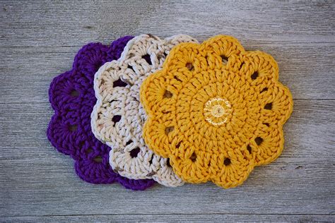 DIY Tutorial Crochet Coaster 的图像结果