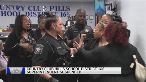Country Club Hills School Dist. 160 superintendent suspended after ...